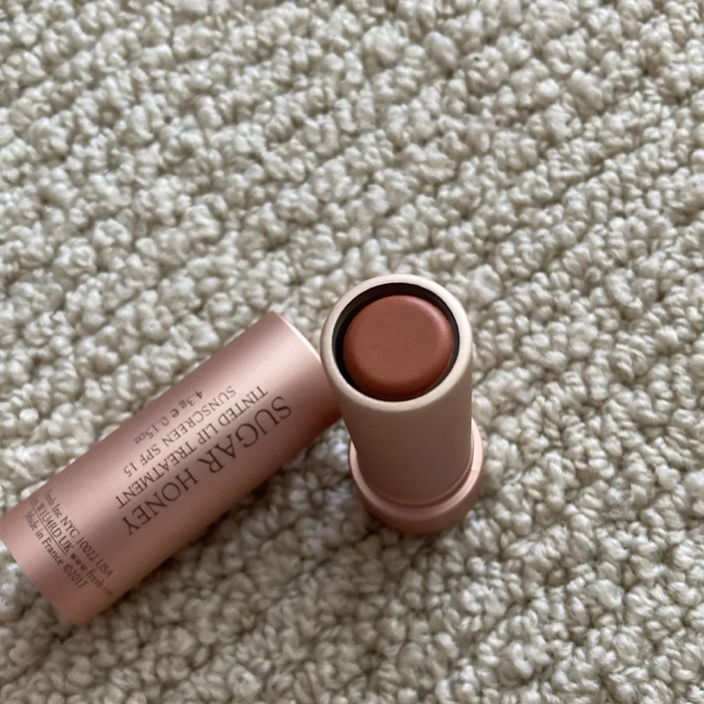 NEW Fresh Sugar Lip Treatment Honey Brown Tinted Balm Full Size Lipstick NIB